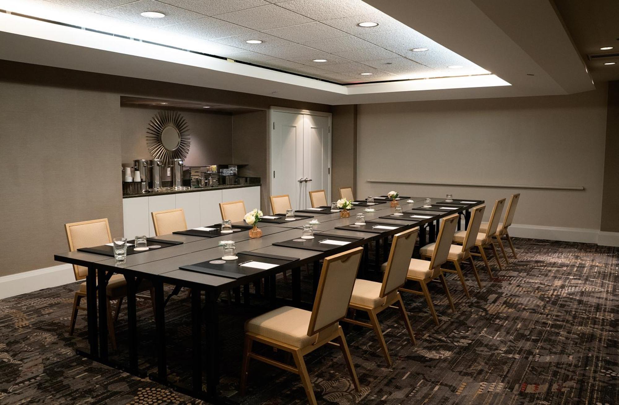 The Gwen, A Luxury Collection Hotel, Michigan Avenue Chicago Bagian luar foto